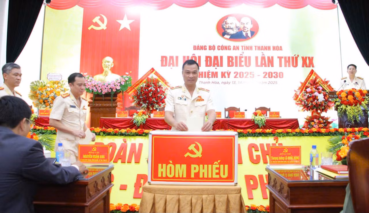 Xây dựng Công an Thanh Hóa trong sạch, vững mạnh, phục vụ đắc lực sự nghiệp phát triển kinh tế – xã hội của tỉnh -0