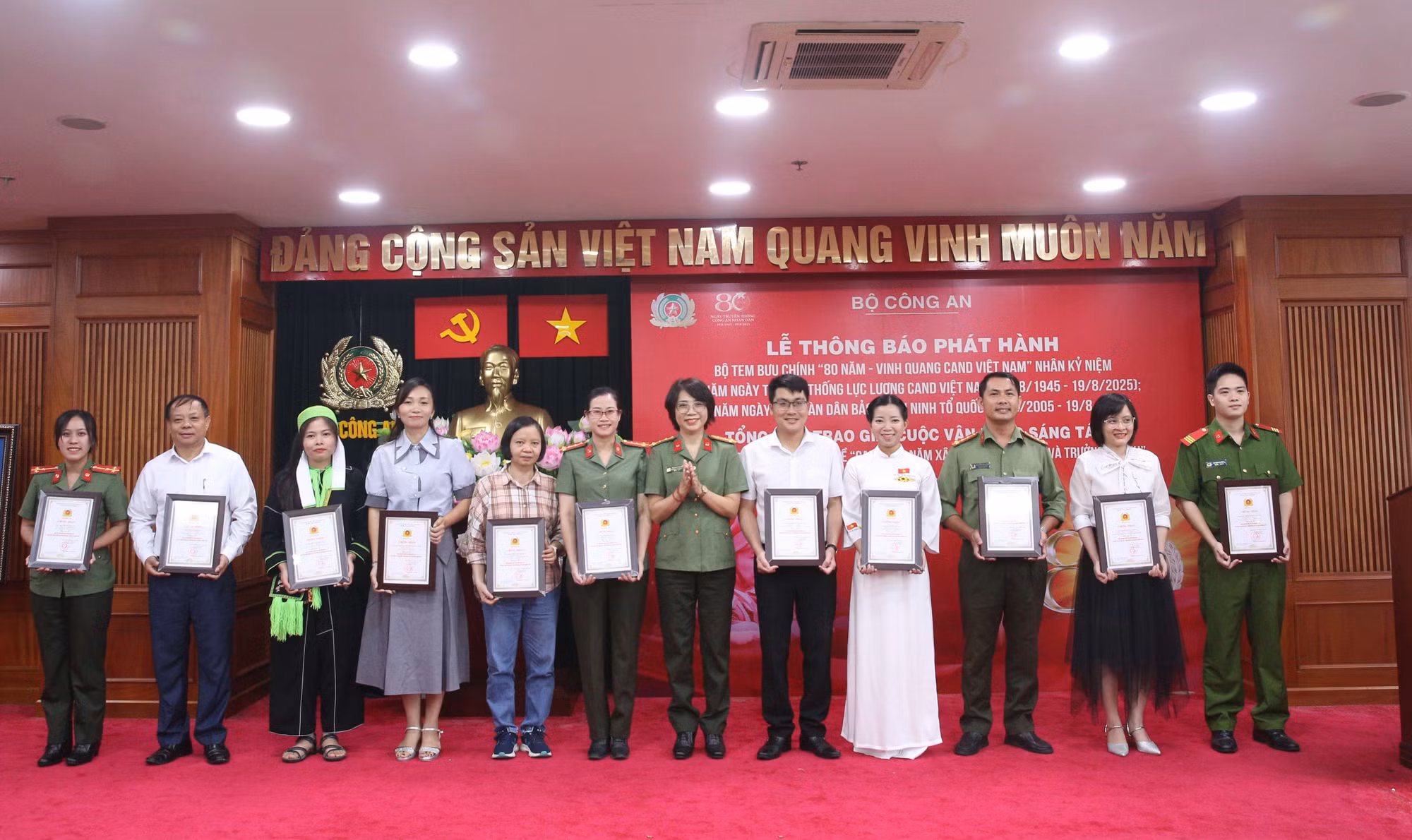 Trao giải Cuộc vận động sáng tác truyện ngắn và ký “CAND - 80 năm xây dựng, chiến đấu và trưởng thành” -0
