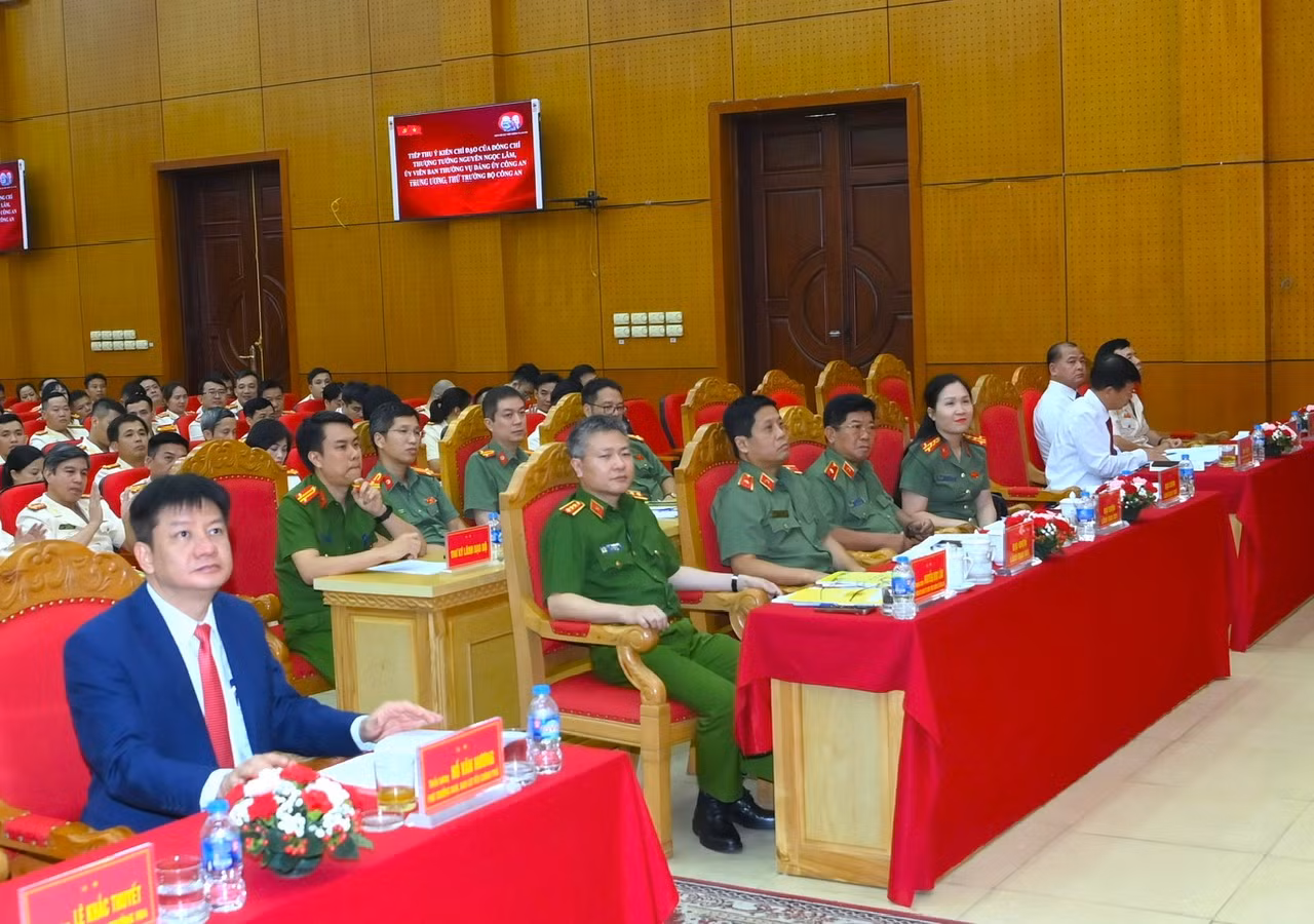 Đại hội Đảng bộ Cục Viễn thông và cơ yếu -0