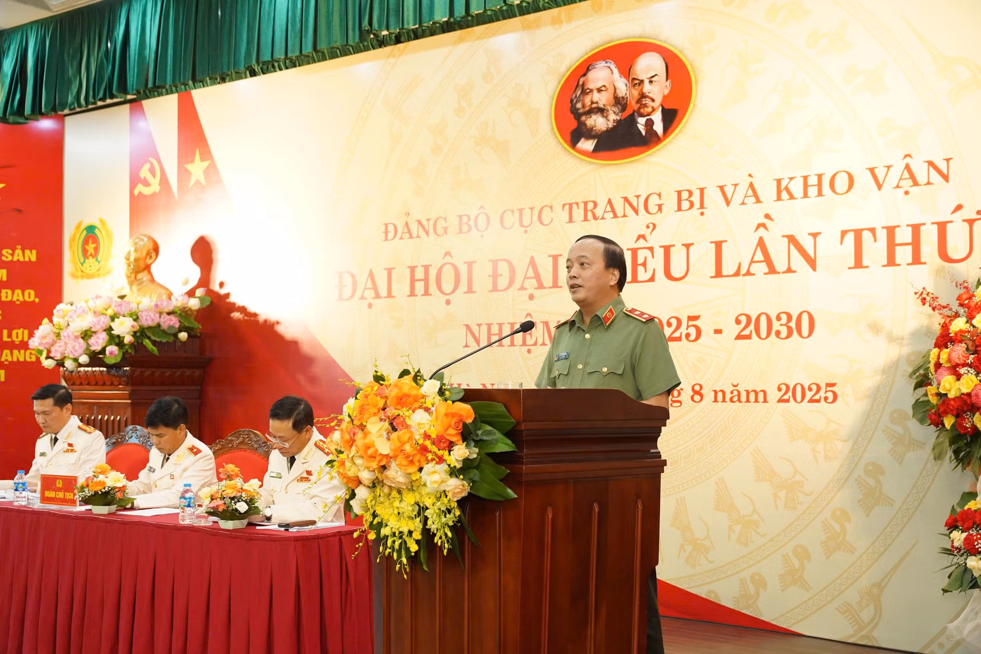 Đổi mới công tác trang bị, kho vận nhằm hiện đại hóa lực lượng CAND và bám sát nhu cầu thực tiễn -0