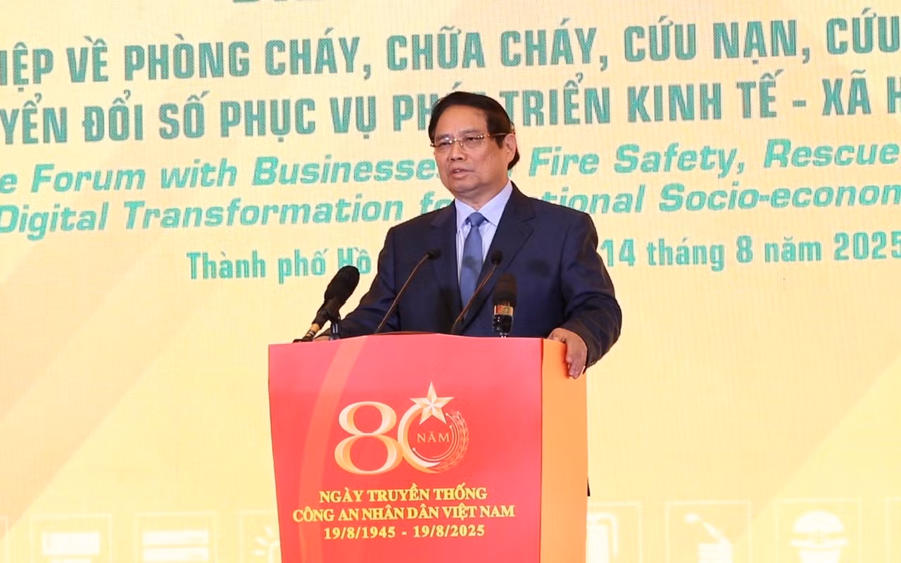 Thủ tướng Chính phủ ghi nhận, đánh giá cao những chiến công, sự hy sinh của lực lượng Cảnh sát PCCC&CNCH -0