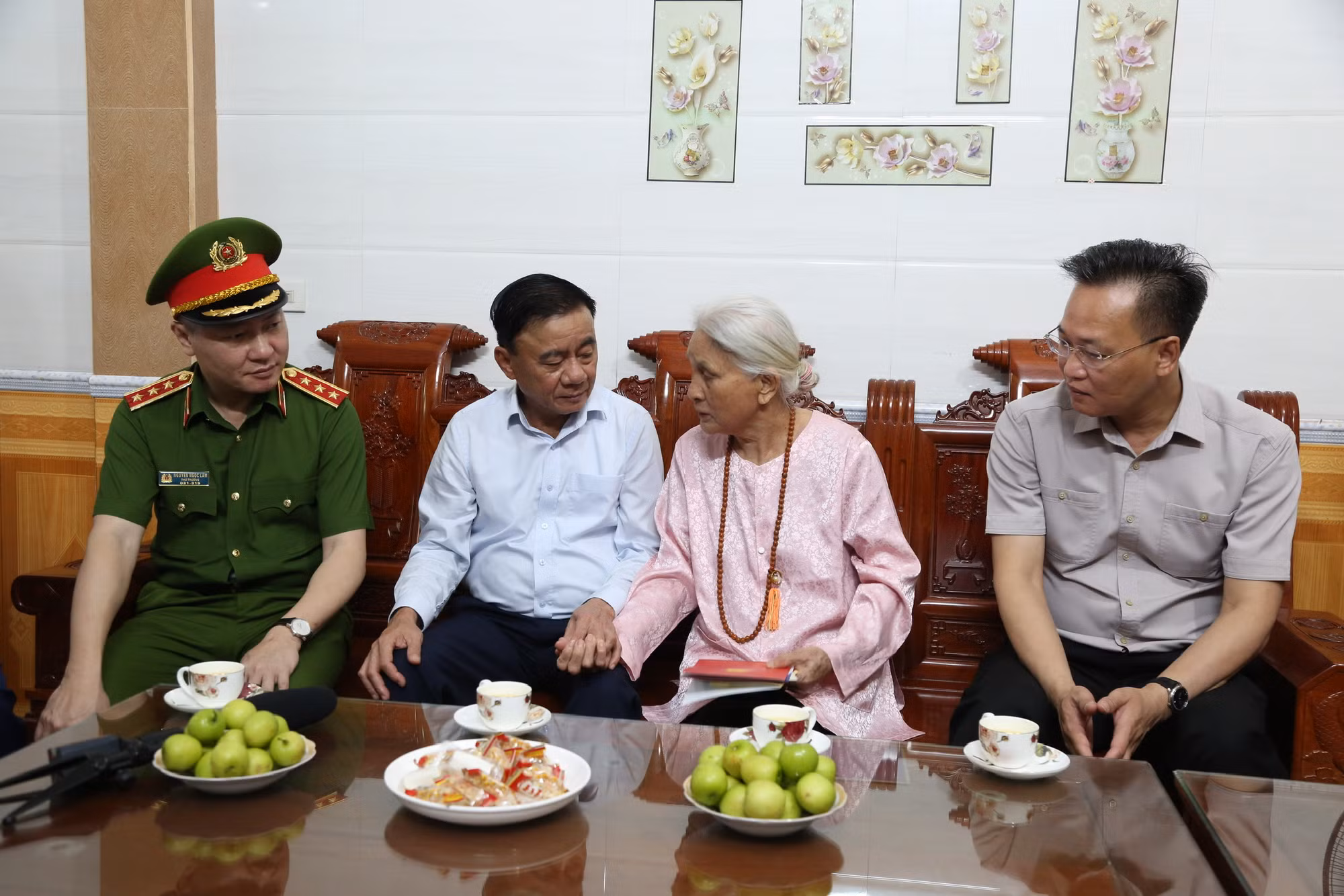 Sôi nổi Ngày hội toàn dân bảo vệ an ninh Tổ quốc ở Hưng Yên -0