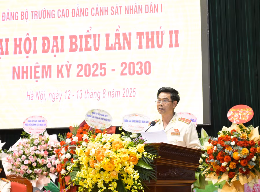Xây dựng Đảng bộ Trường Cao đẳng CSND I thật sự trong sạch, vững mạnh về chính trị, tư tưởng, tổ chức -0