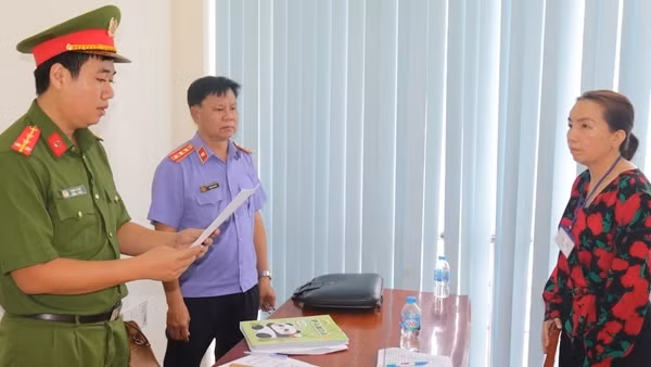 Đưa ra thông tin gian dối để lừa đảo gần 12 tỷ đồng