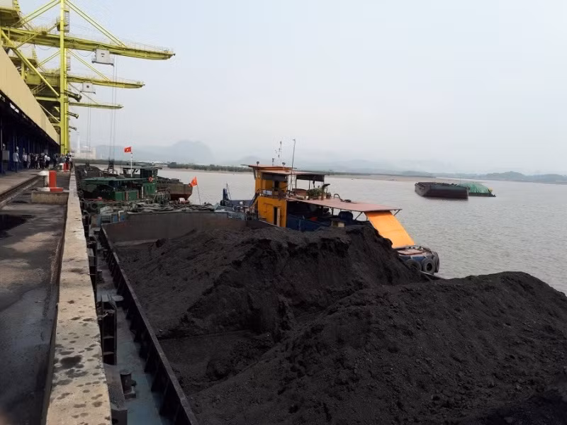 Giá than nhập khẩu tăng 170% -0