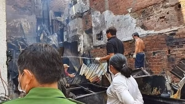 Giải quyết mâu thuẫn trong quán nhậu bằng kiếm ảnh 2