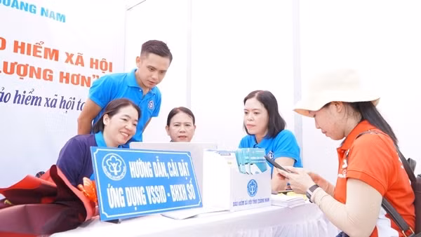 Ngành Bảo hiểm xã hội Việt Nam 29 năm nỗ lực góp phần đảm bảo an sinh xã hội đất nước