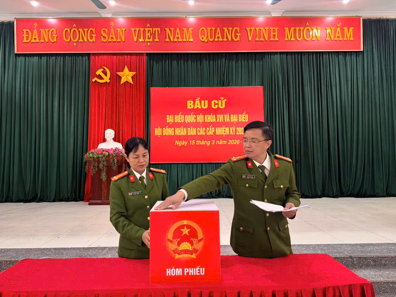 Sẵn sàng cho cuộc bầu cử ở Cơ sở cai nghiện ma túy Phú Thọ -1