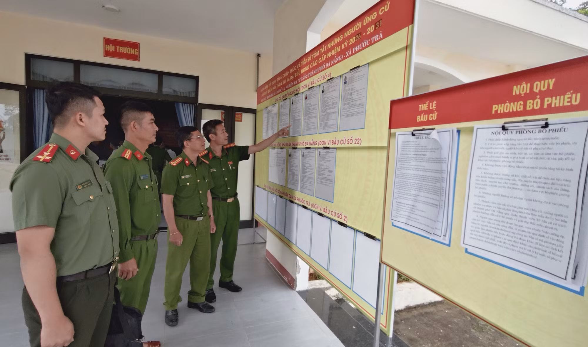 Quyền công dân phía sau “cánh cửa đặc biệt” -0