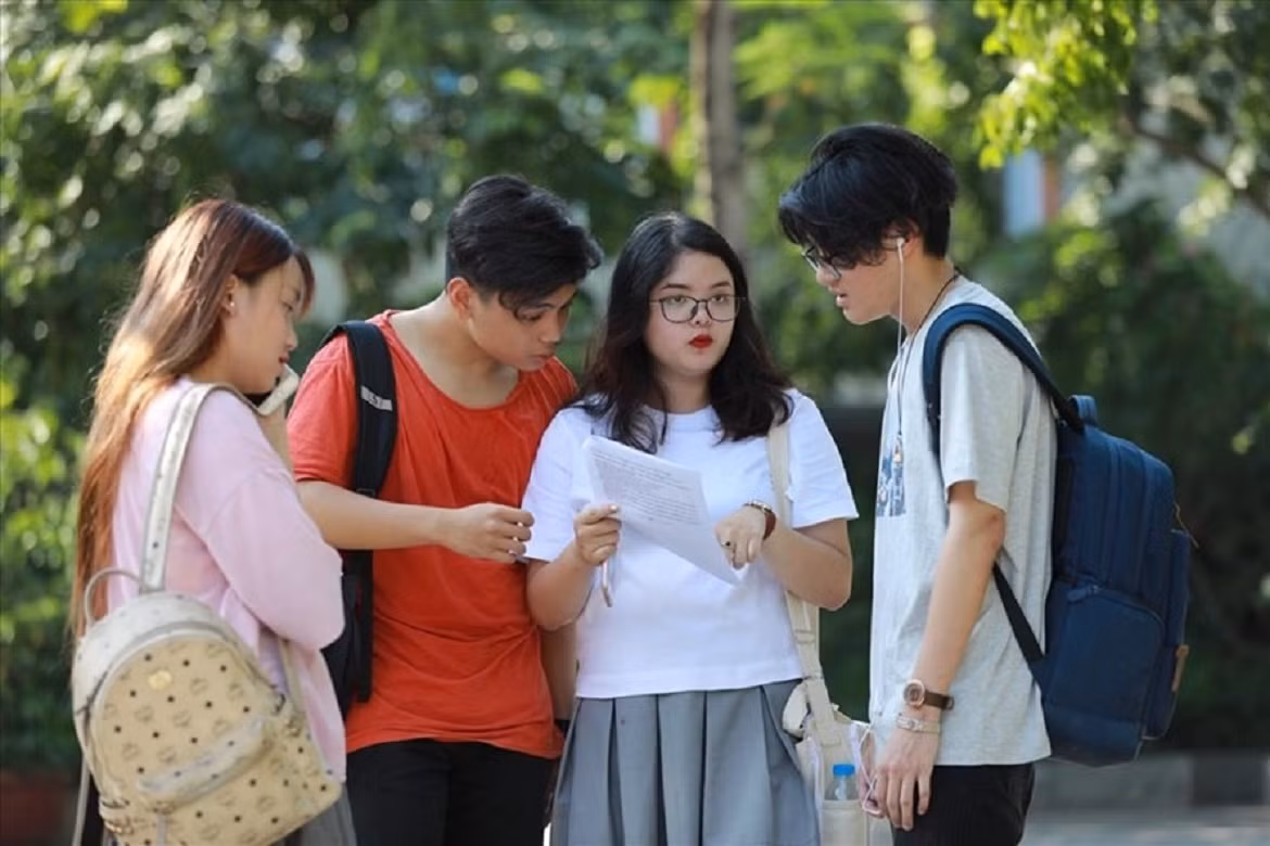 Sẽ quy định mức điểm sàn xét tuyển riêng đối với lĩnh vực pháp luật -0