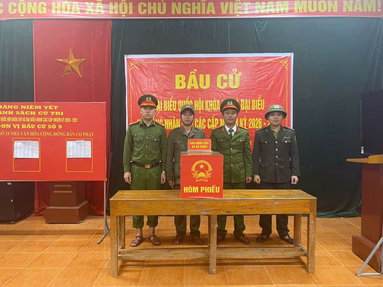 Đồng bào vùng cao Nghệ An mong chờ ngày bầu cử sớm -0