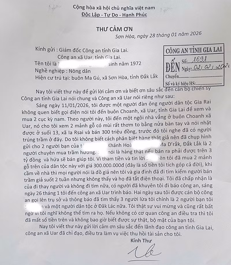 Cảnh giác chiêu trò dàn cảnh lừa mua “kỳ nam” giả -0