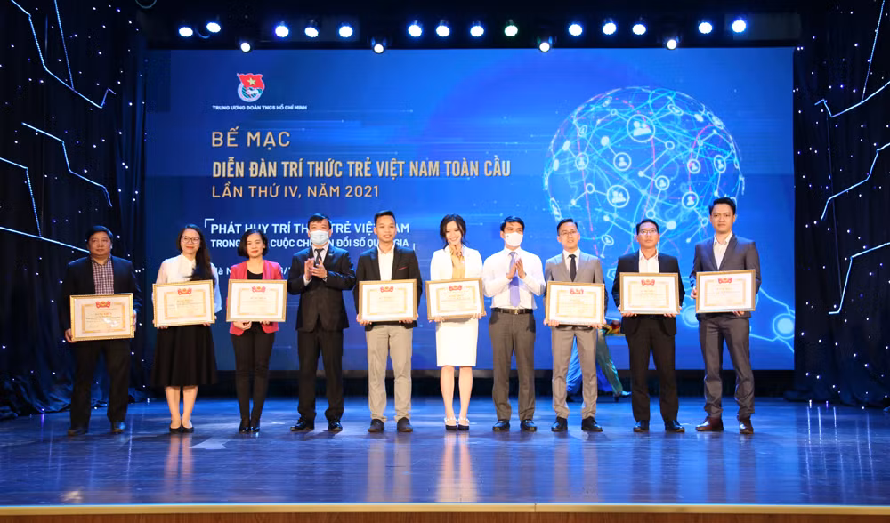 Đội ngũ tri thức trẻ khát khao, mong muốn được đóng góp nhiều hơn cho quê hương, đất nước -0