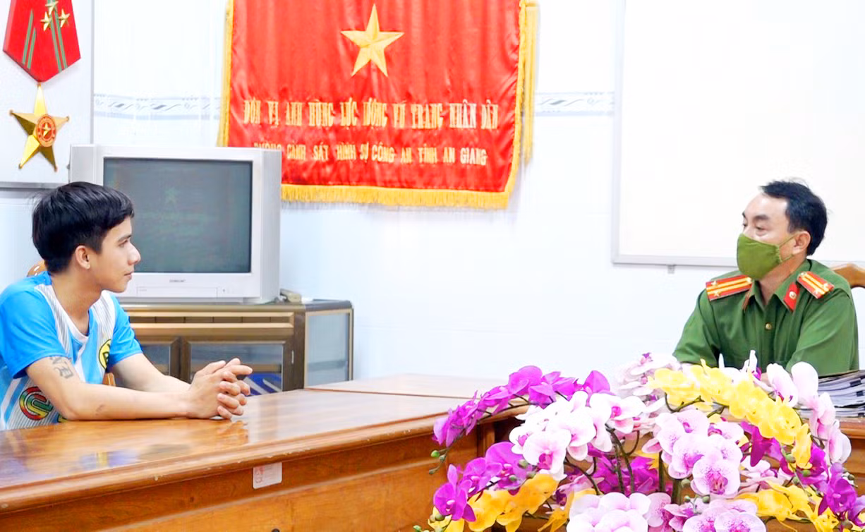 Lời khai rợn người vụ án bé gái 7 tháng tuổi bị sát hại, giấu xác tại bờ kè công viên -0