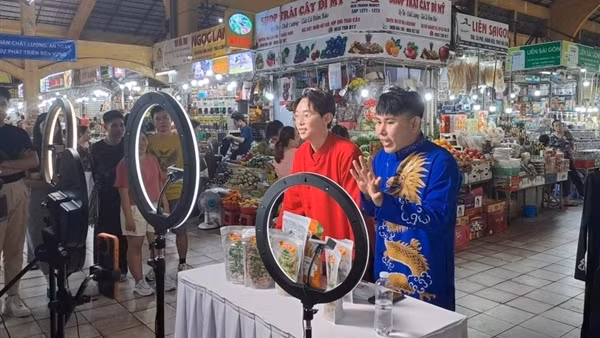 Giải pháp để cứu chợ truyền thống thoát cảnh ế ẩm