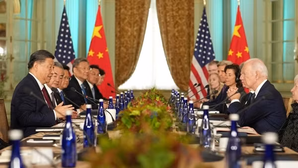Năm 2023 kết thúc trong xáo trộn