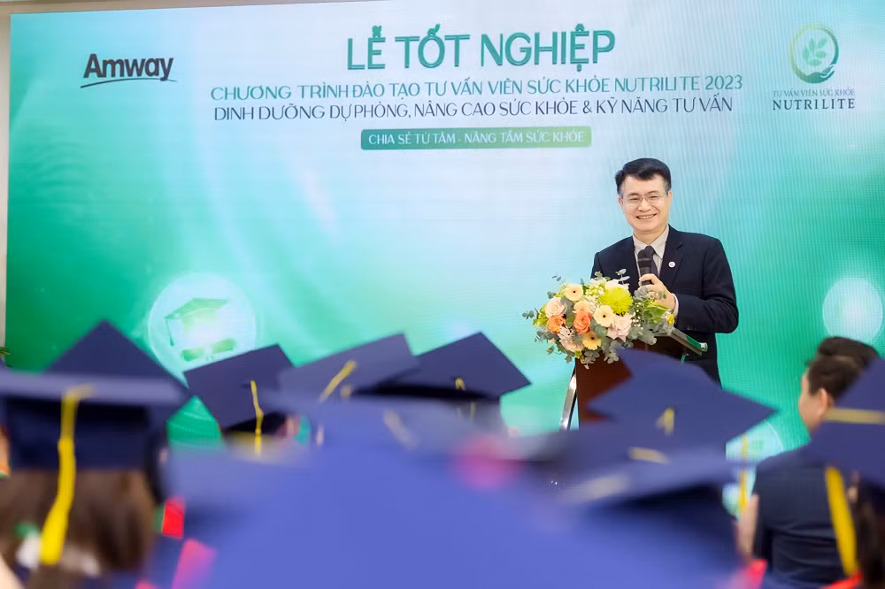 Tổ chức thành công Lễ tốt nghiệp Tư vấn viên Sức khỏe Dinh dưỡng Nutrilite 2023 -0