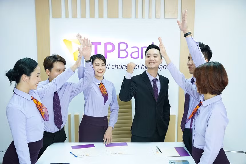 Tăng trưởng khách hàng chứng minh thành công con đường số hóa và phát triển bền vững của TPBank -0