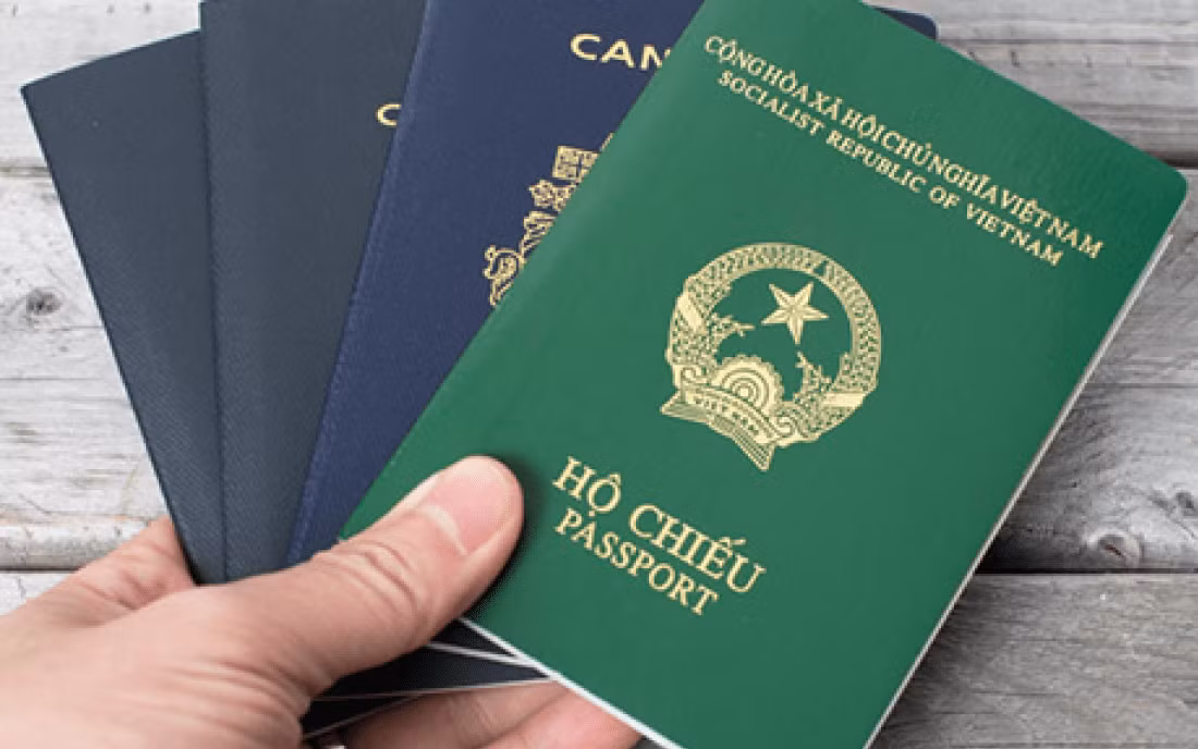 Từ ngày 01/7/2022, Bộ Công an bắt đầu cấp hộ chiếu phổ thông mẫu mới -0