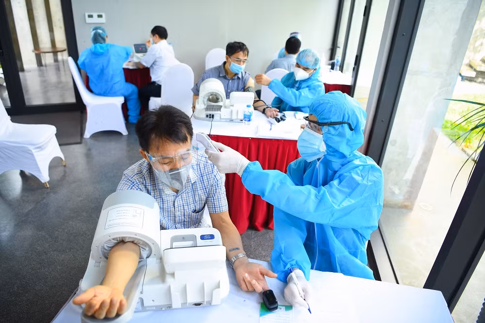Người thân cán bộ, nhân viên Viettel được mua bảo hiểm sức khoẻ giá ưu đãi -0