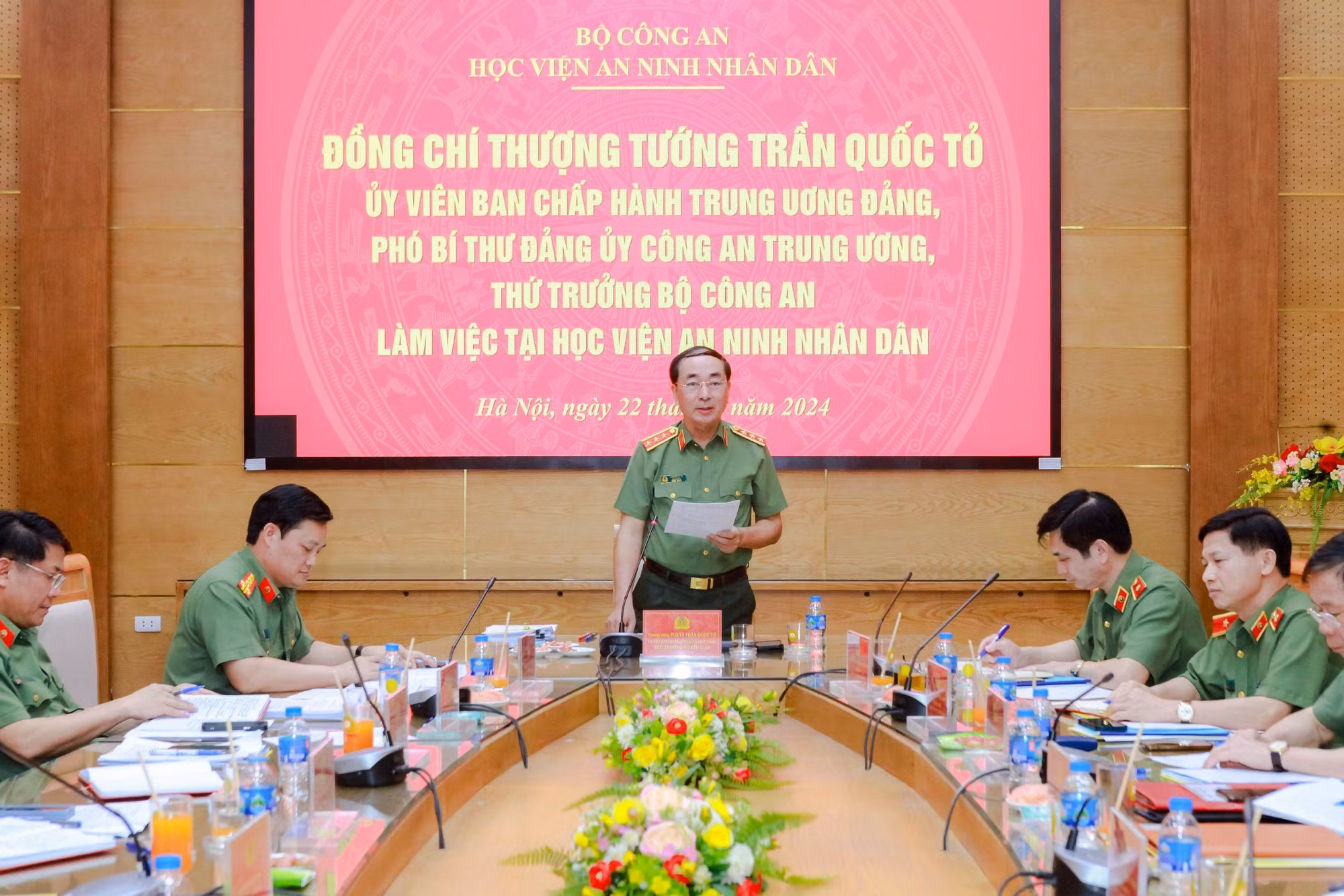 Bám sát Nghị quyết số 12 của Bộ Chính trị để đổi mới công tác giáo dục và đào tạo -0