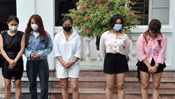 Lập nhóm “Phố đèn đỏ Hải Dương”, điều hành mại dâm xuyên quốc gia