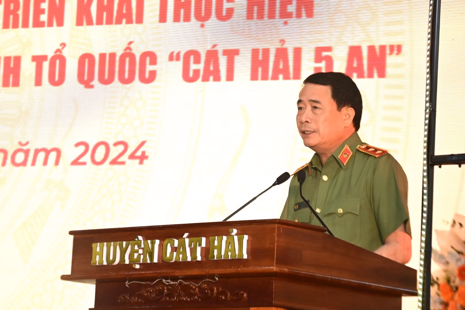 Thứ trưởng Lê Quốc Hùng biểu dương phong trào “Cát Hải 5 An” tại Hải Phòng -0