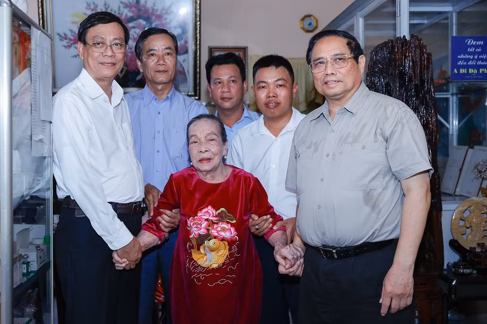 Thủ tướng phát lệnh khai thác cao tốc Cam Lâm-Vĩnh Hảo và Diễn Châu-Bãi Vọt -0