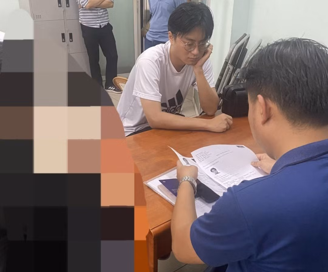 Bắt giữ, vận động, tiếp nhận được 11 đối tượng truy nã -0