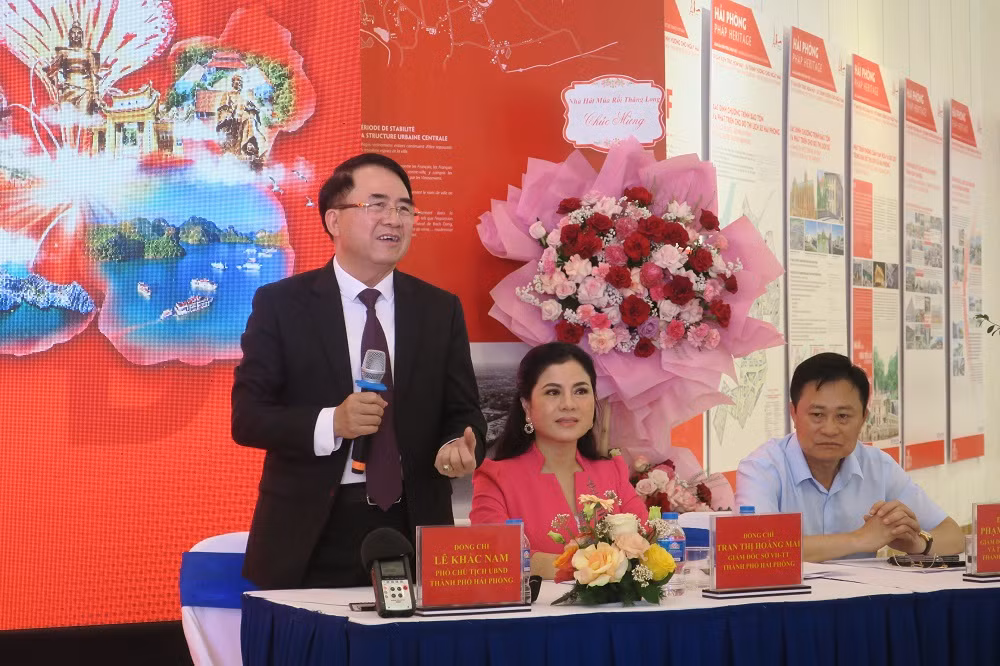phó chủ tịch ubnd thành phố lê khắc nam thông tin tại chương trình..jpg -0