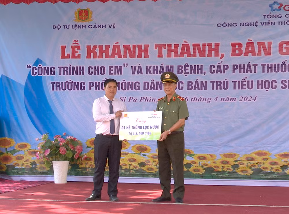 Tưởng nhớ các Anh hùng, Liệt sĩ đã anh dũng, chiến đấu, hy sinh tại chiến trường Điện Biện Phủ -0
