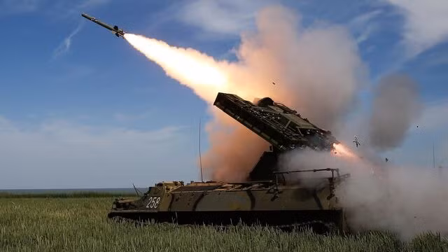 Nga mở đợt tập kích lớn, 4 nhà máy điện Ukraine hư hại nặng -0