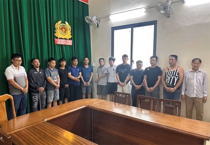 Triệt phá đường dây tổ chức đánh bạc quy mô lớn -0