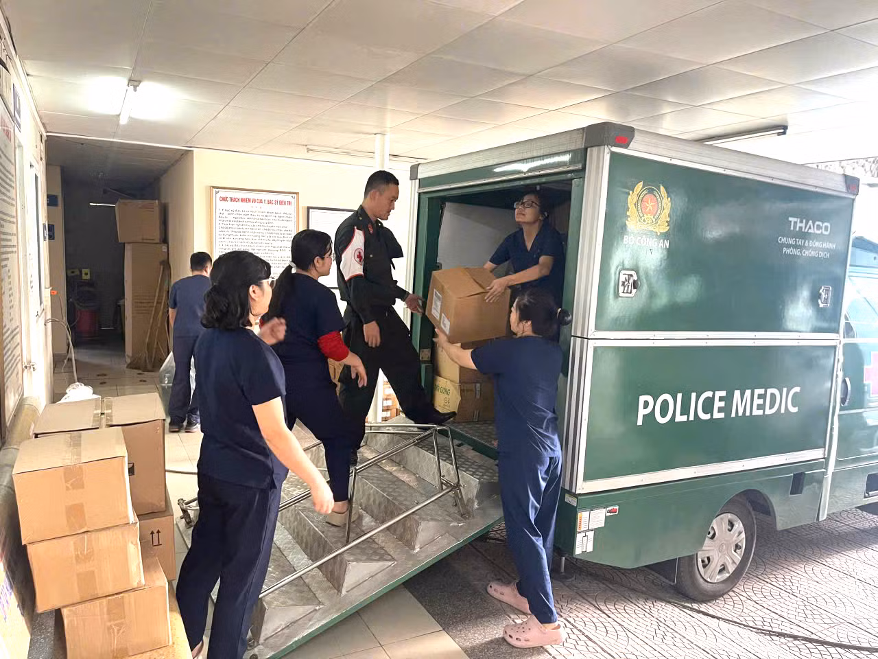 Bảo đảm sức khoẻ CBCS Cảnh sát cơ động tham gia bảo vệ ANTT Đại hội Đảng XIV -0