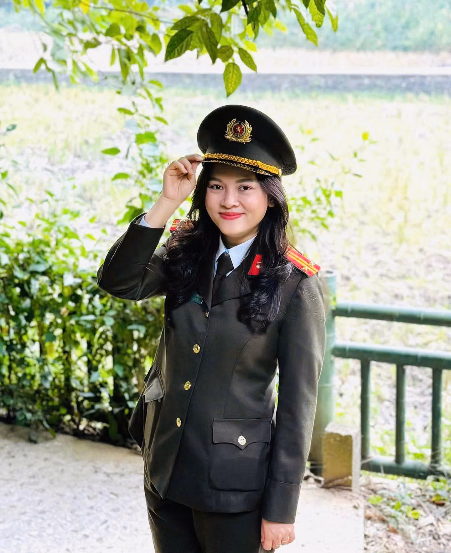 Gửi gắm trọn niềm tin vào Đảng -0