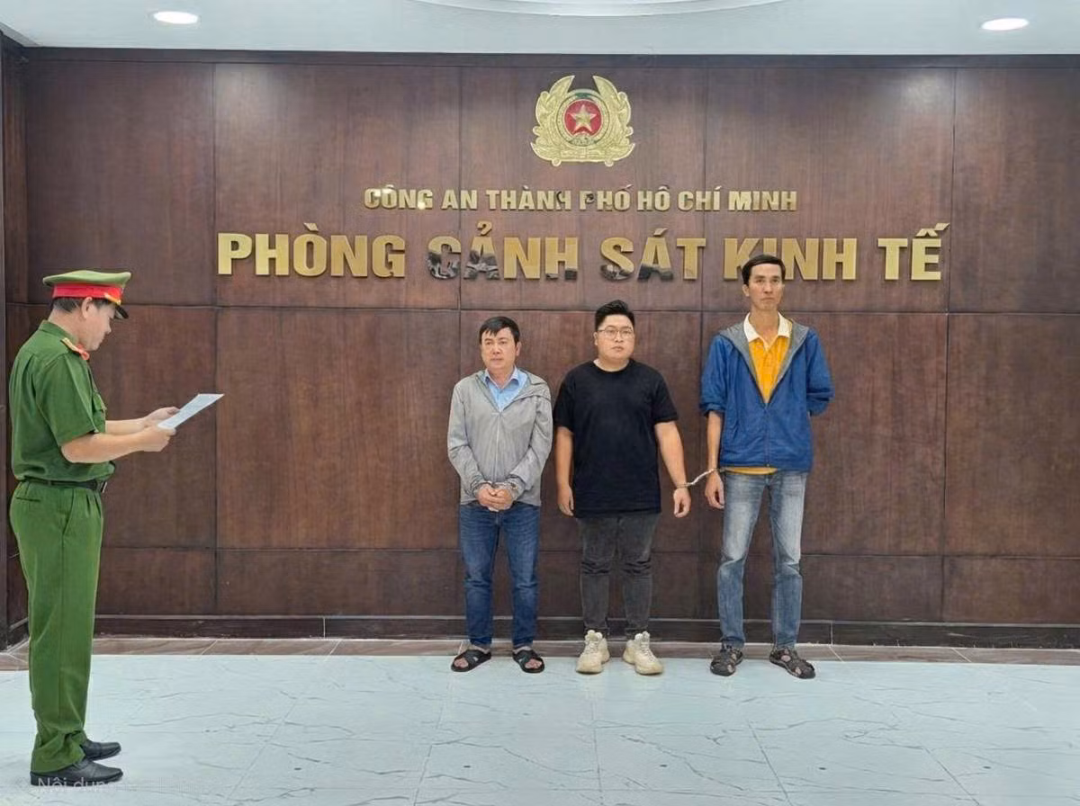 Bắt giam Đội trưởng cùng hai nhân viên Trung tâm hỏa táng Bình Hưng Hòa -0
