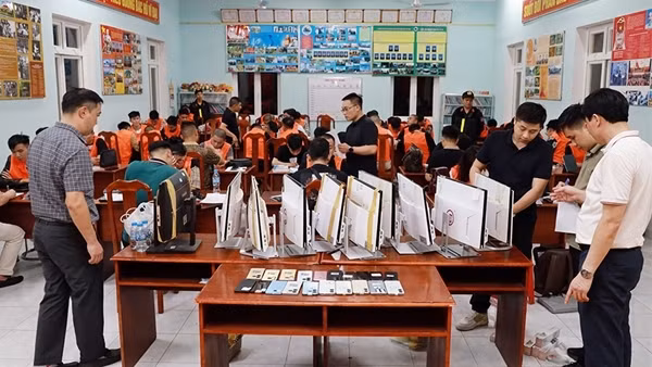 Triệt phá băng nhóm lừa đảo hơn 300 tỷ đồng tại Campuchia