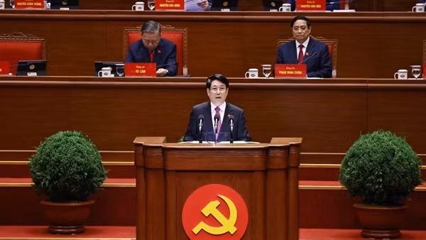 Chủ tịch nước Lương Cường trình bày Diễn văn khai mạc Đại hội XIV của Đảng