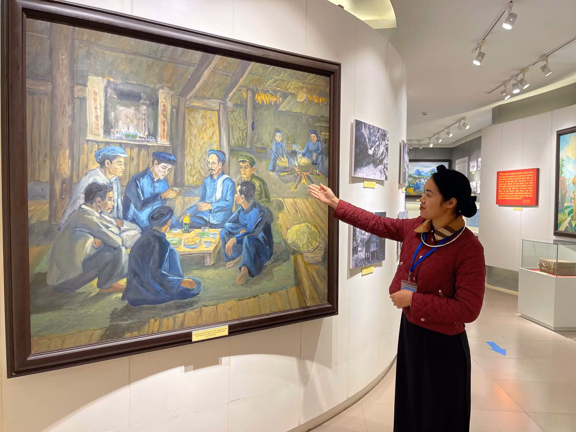Những người “kể chuyện lịch sử” nơi cội nguồn cách mạng Pác Bó -0