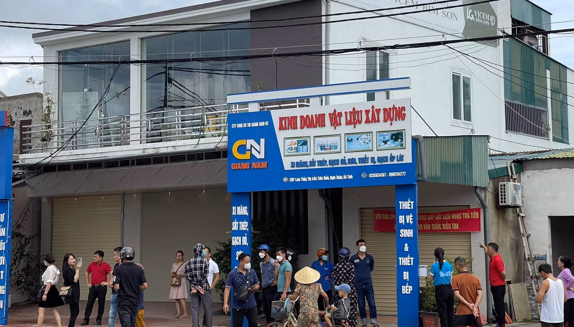 Chiêu lừa trăm tỉ của chủ cửa hàng vật liệu xây dựng -0