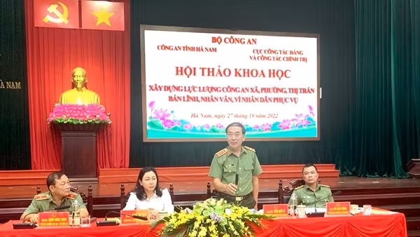 Xây dựng lực lượng Công an xã chính quy, bản lĩnh, nhân văn, vì Nhân dân phục vụ