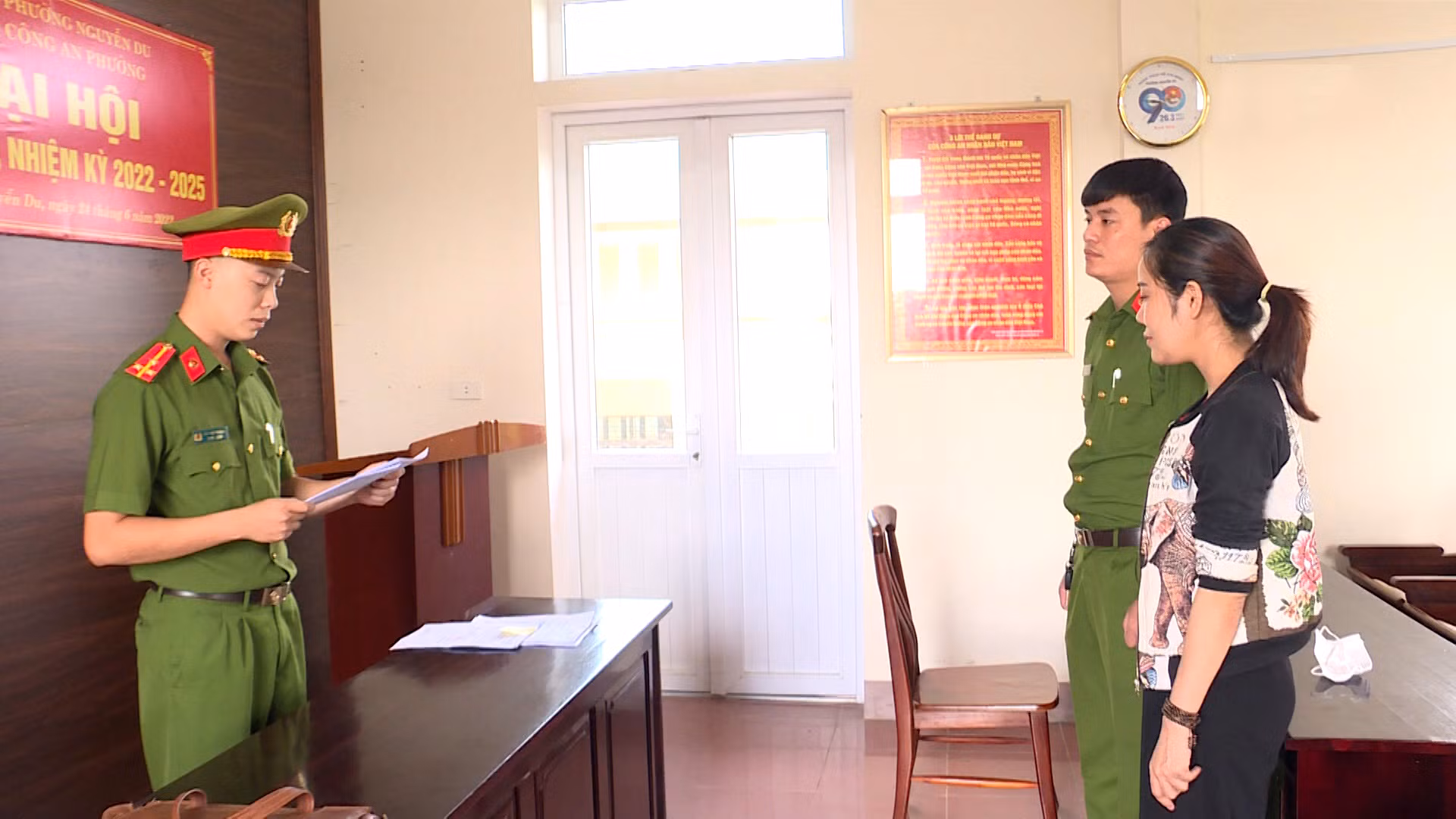 Chiêu lừa trăm tỉ của chủ cửa hàng vật liệu xây dựng -0