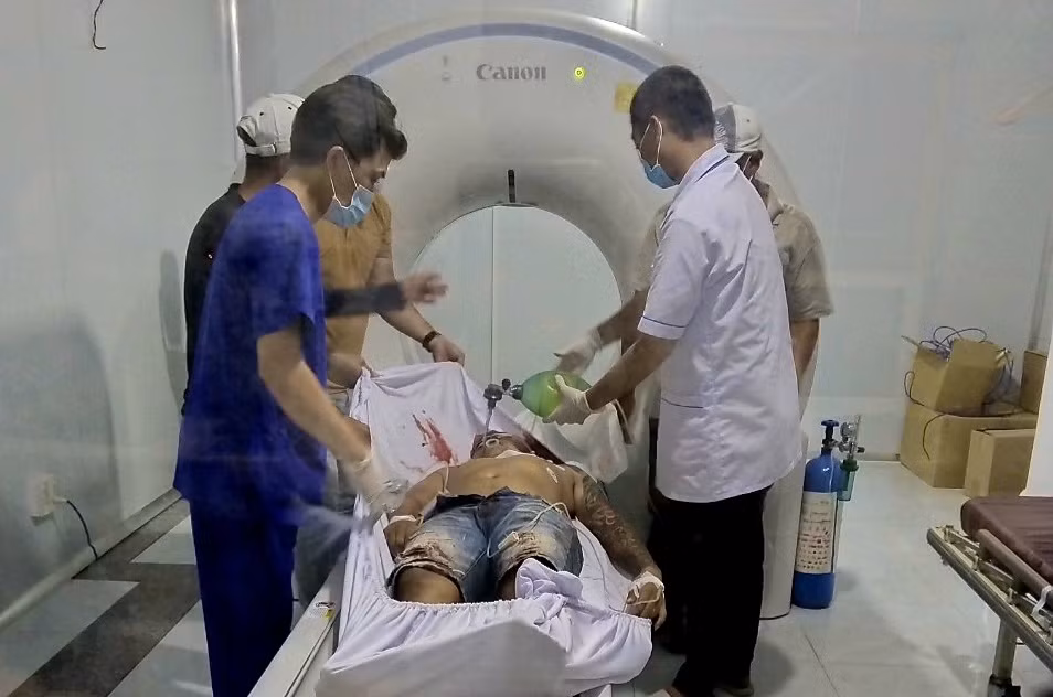 Nhiều người thương vong sau loạt tiếng súng -0
