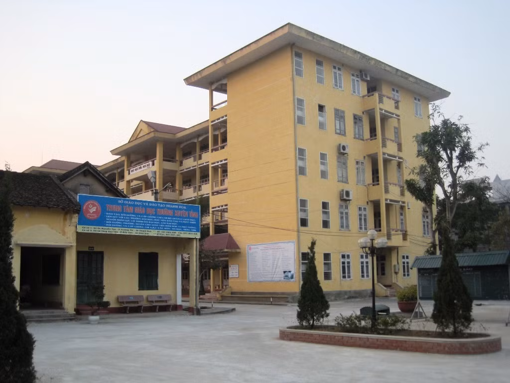 Thanh Hoá khai trừ 5 đảng viên vi phạm pháp luật -0