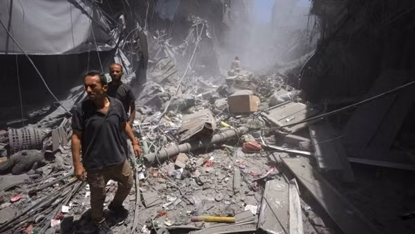 Đàm phán không tiến triển, Israel dội bão hỏa lực vào 250 mục tiêu ở Gaza