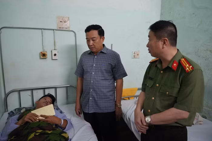 Khống chế đối tượng cố thủ, bắn Trung tá Công an bị thương -0