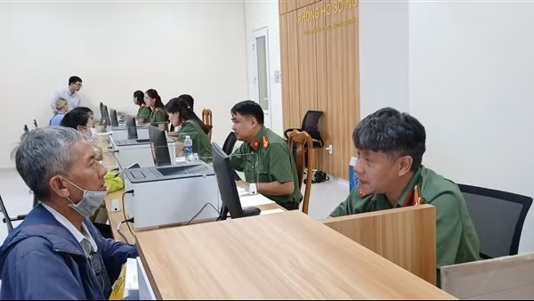 Ghi nhận 10 ngày triển khai mô hình chính quyền địa phương 2 cấp ở TP Hồ Chí Minh