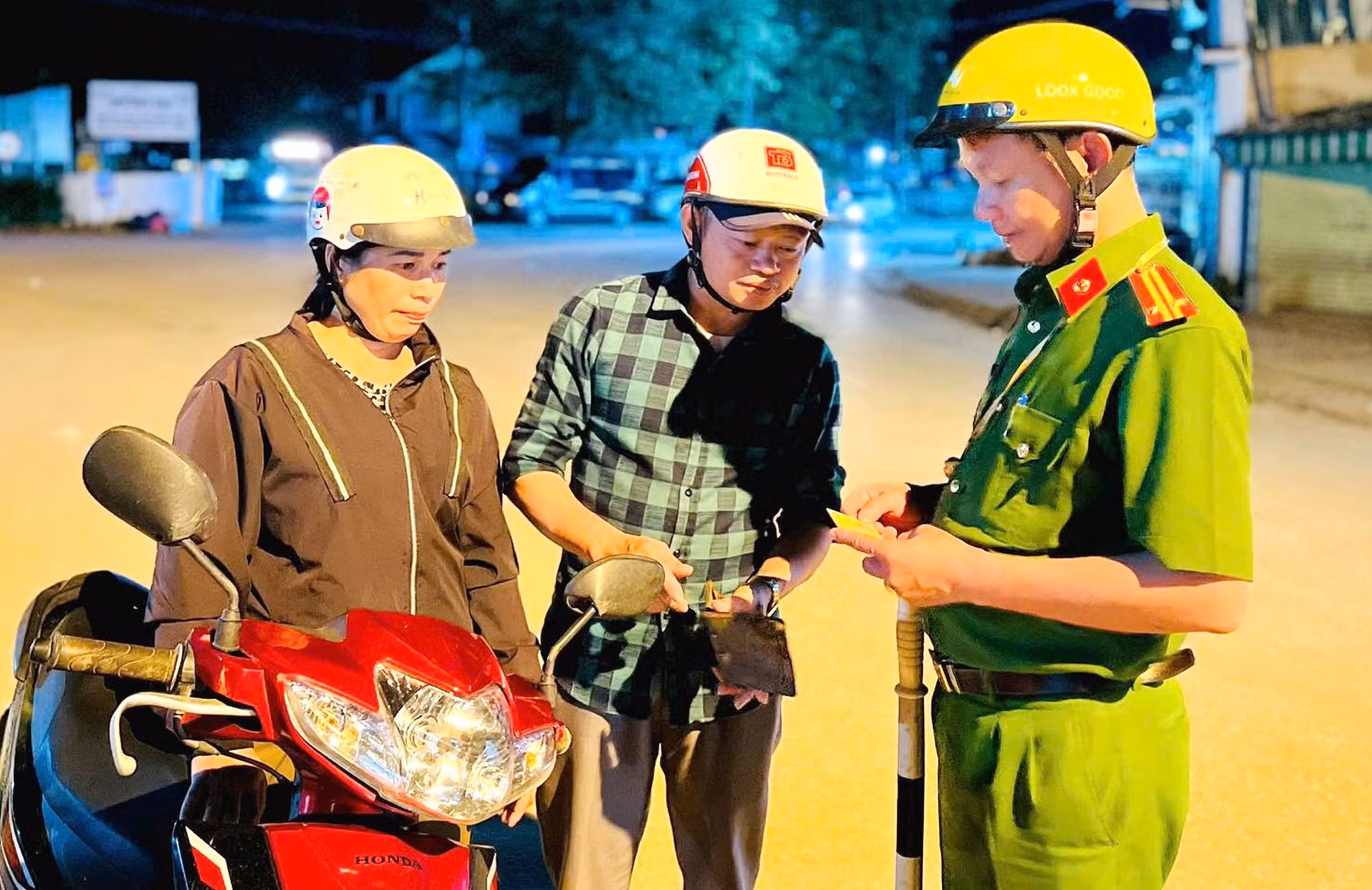 Dấu ấn Công an xã những ngày đầu vận hành chính quyền địa phương 2 cấp -0