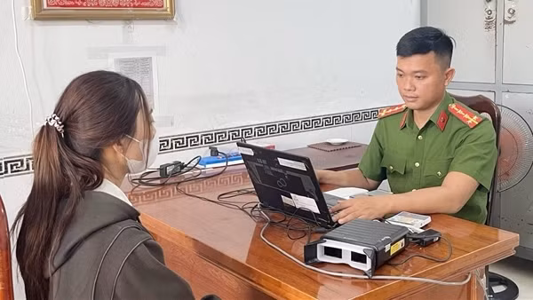 Hướng đến sự hài lòng của người dân khi giải quyết thủ tục hành chính