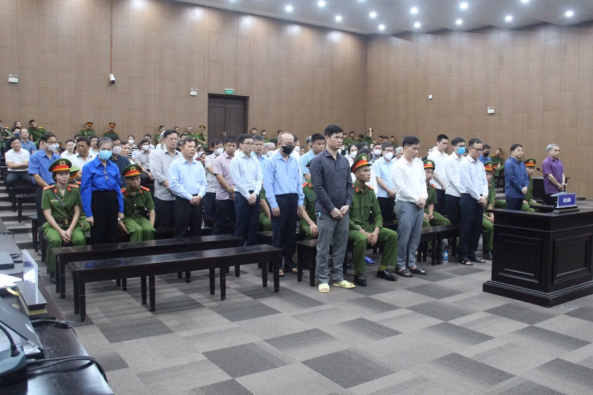 Chủ tịch Tập đoàn Phúc Sơn xin được bán 196 bất động sản để lấy tiền khắc phục hậu quả vụ án -0